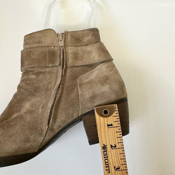 PAUL GREEN Booties Tan Suede Heeled Ankle Buckle Strap Moto - Picture 14 of 14